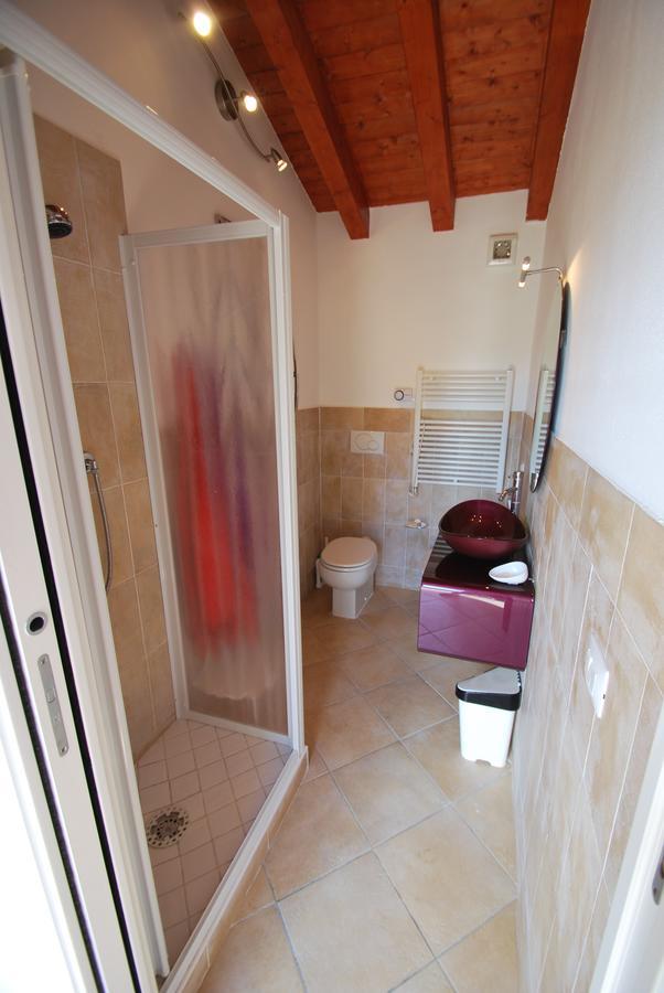 Villetta Ciclamino Casa Alzi Kültér fotó